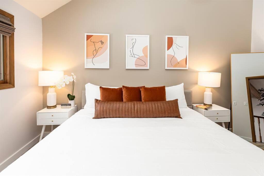 Peaceful 2-Bedroom Townhome Retreat W/Wooded View Galena Eksteriør bilde
